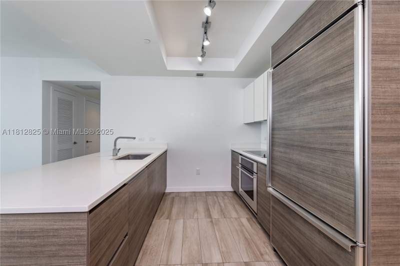 2 bedroom Condominium at 1100 S Miami Ave 1704, 1100 Millecento Residence, Miami — photo 2