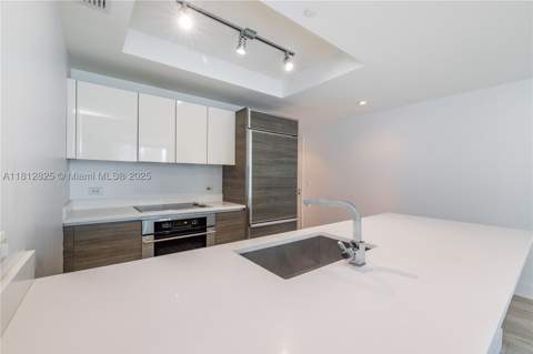1100 S Miami Ave 1704, Miami FL - photo 7 of 31