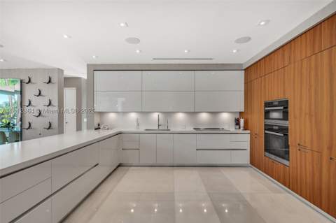 420 Island Dr, Key Biscayne FL - photo 16 of 82