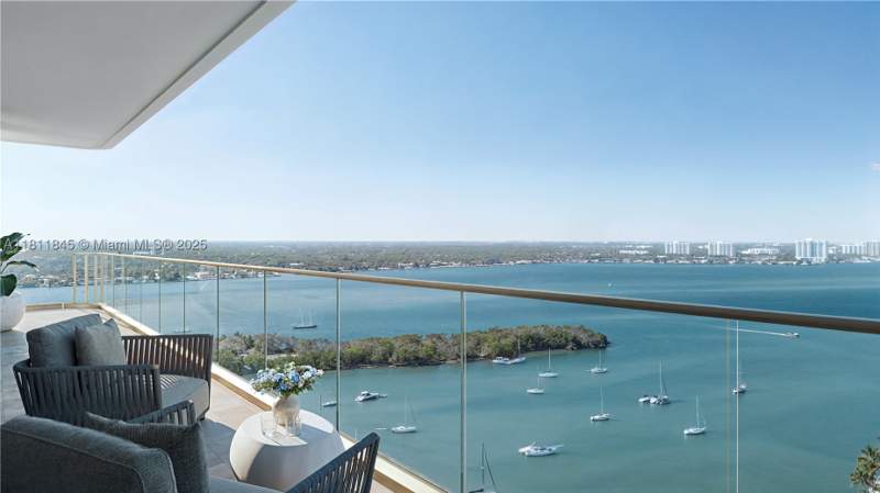 3 bedroom Condominium at 7918 West Dr 1002, Harbor Island, North Bay Village — photo 4