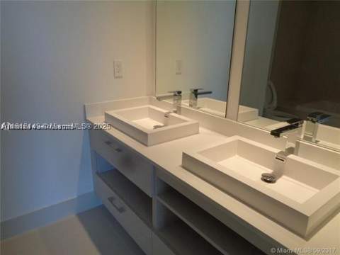 45 SW 9th St 2709, Miami FL - photo 10 of 34