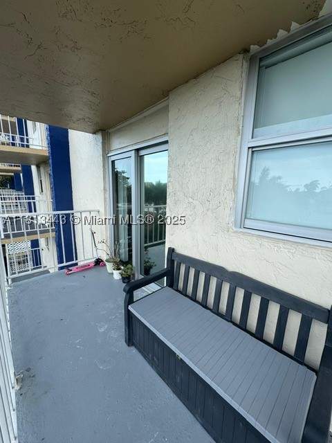 4550 NW 9th St 520E, Miami FL - photo 17 of 19