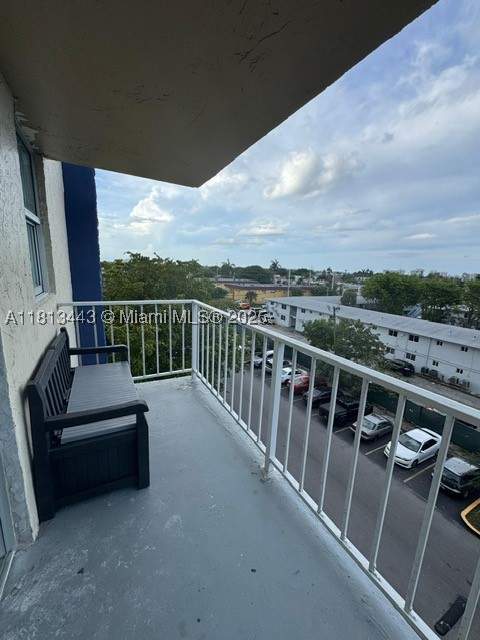 4550 NW 9th St 520E, Miami FL - photo 18 of 19