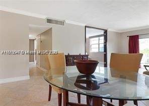 1455 N Treasure Dr 3R, North Bay Village FL - photo 6 of 18