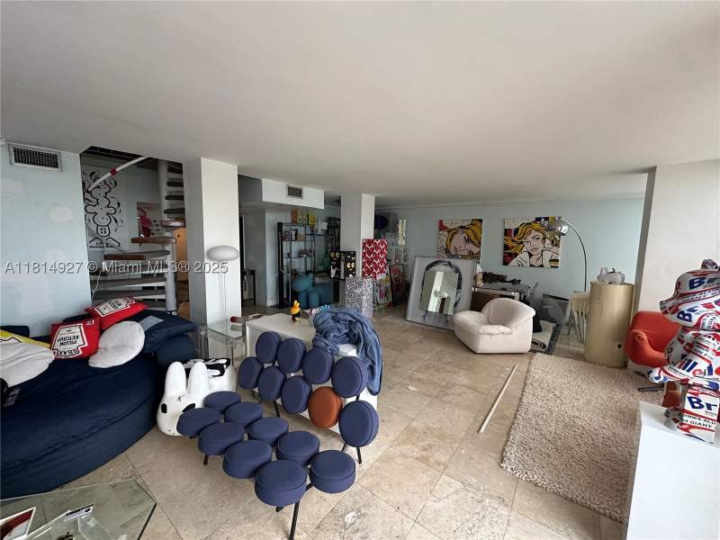 2 bedroom Condominium at 600 NE 36th St Ph14, Charter Club Condo, Miami — photo 4