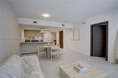 1000 Brickell Plz 2705, Miami FL - photo 13 of 37