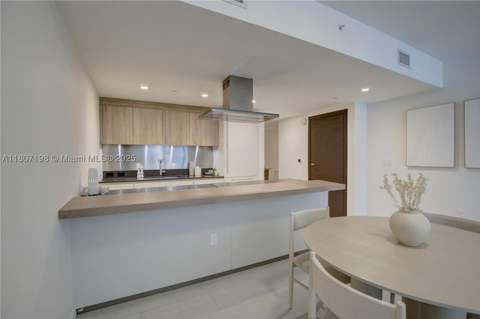 1000 Brickell Plz 2705, Miami FL - photo 16 of 37