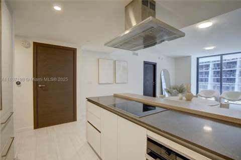 1000 Brickell Plz 2705, Miami FL - photo 19 of 37
