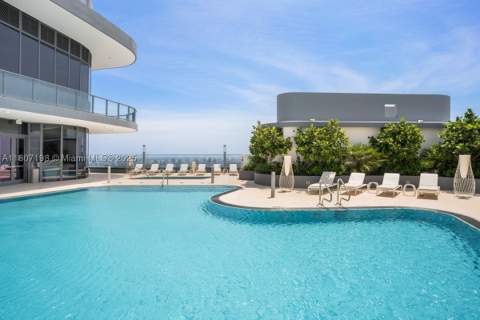 1000 Brickell Plz 2705, Miami FL - photo 8 of 37