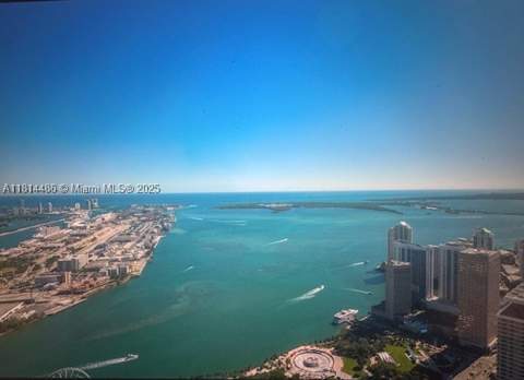 300 N Biscayne Blvd. 8502, Miami FL - photo 16 of 20