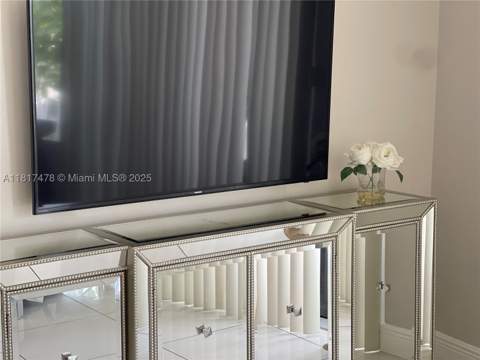 1750 N Bayshore Dr 1414, Miami FL - photo 14 of 20
