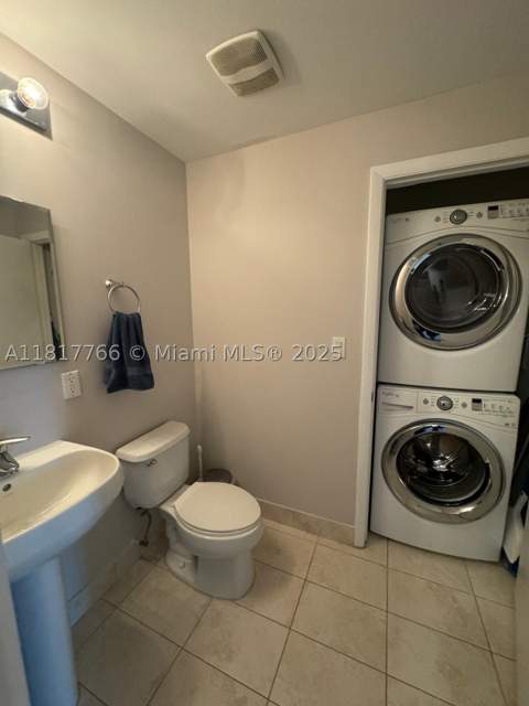 1900 N Bayshore Dr 3909, Miami FL - photo 10 of 31