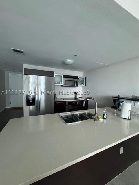 1900 N Bayshore Dr 3909, Miami FL - photo 12 of 31