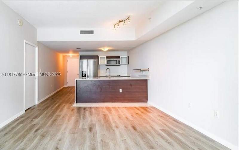 1 bedroom Condominium at 1900 N Bayshore Dr 3909, Quantum On The Bay Condo, Miami — photo 5