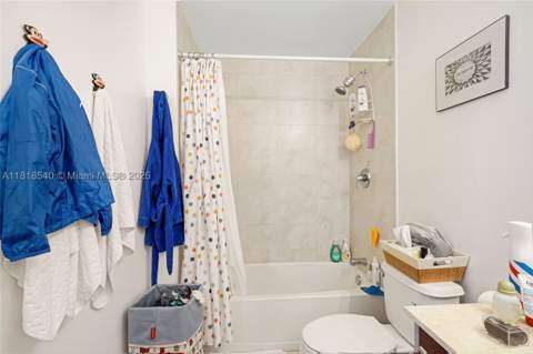 1900 N Bayshore Dr 1411, Miami FL - photo 11 of 25