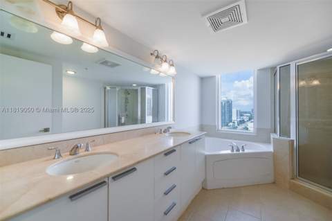 16699 Collins Ave 2107, Sunny Isles Beach FL - photo 16 of 54