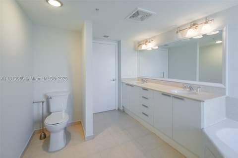 16699 Collins Ave 2107, Sunny Isles Beach FL - photo 18 of 54
