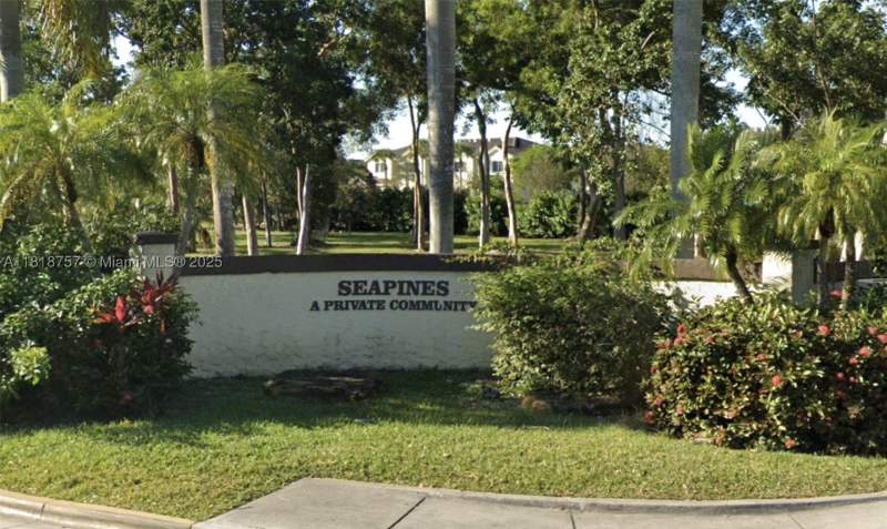 1 bedroom Townhouse at 28133 SW 142nd Ct, Seapines, Homestead — photo 2