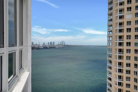 848 Brickell Key Dr 1803, Miami FL - photo 15 of 25