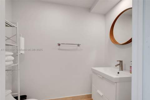 848 Brickell Key Dr 1803, Miami FL - photo 6 of 25