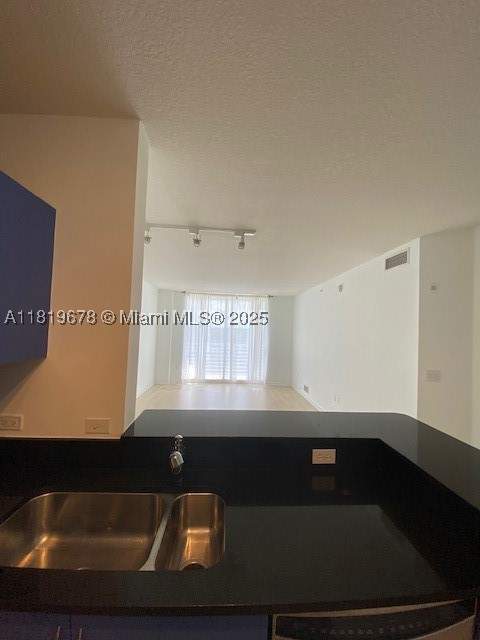 2775 NE 187th St 407, Aventura FL - photo 18 of 38