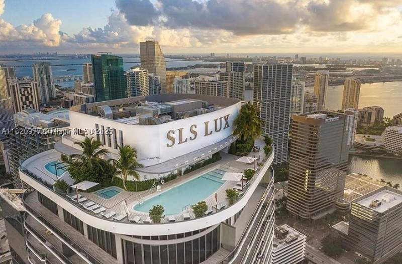 2 bedroom Condominium at 801 S Miami Ave 4205, 801 Sma Residences Condo, Miami — photo 2
