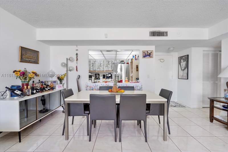 2 bedroom Condominium at 13499 Biscayne Blvd 406, Sailboat Cay Condo, North Miami — photo 5
