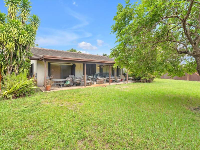 3 bedroom SingleFamilyResidence at 20100 NE 10th Place Way, Sky Lake Villas Add 02, Miami — photo 3