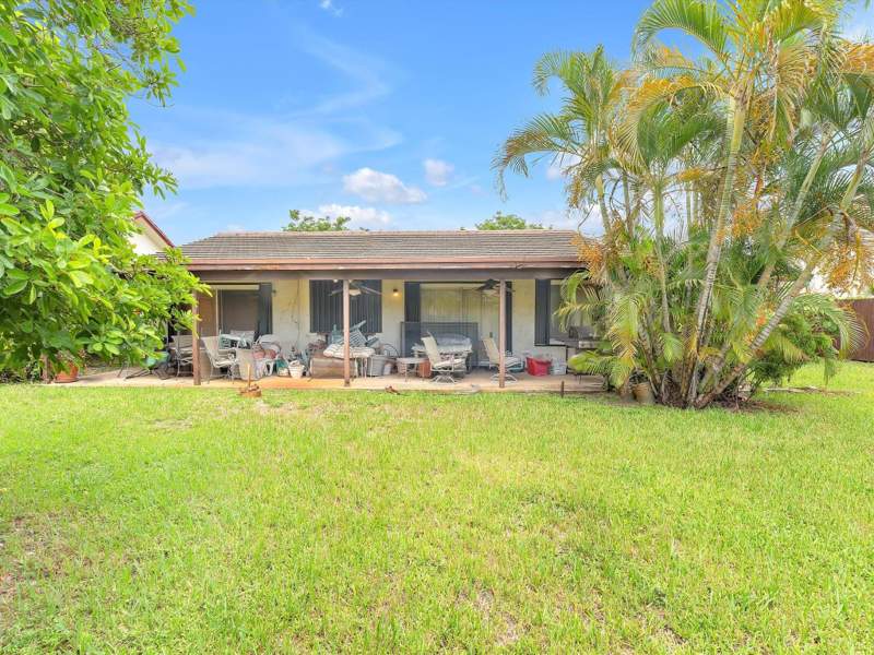 3 bedroom SingleFamilyResidence at 20100 NE 10th Place Way, Sky Lake Villas Add 02, Miami — photo 4