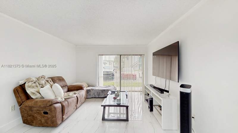 1 bedroom Condominium at 7180 NW 179th St 105, Villa Bellini Condo, Hialeah — photo 3