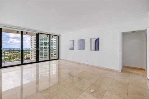 20281 E Country Club Dr 1412, Aventura FL - photo 13 of 51