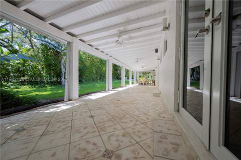 13200 SW 59th Ave, Pinecrest FL - photo 11 of 29