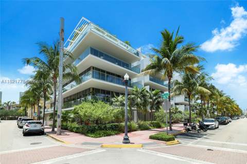 300 Collins Ave 3D, Miami Beach FL - photo 14 of 19