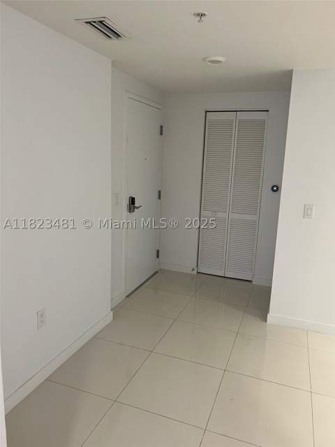 7661 NW 107th Ave 207, Doral FL - photo 11 of 34