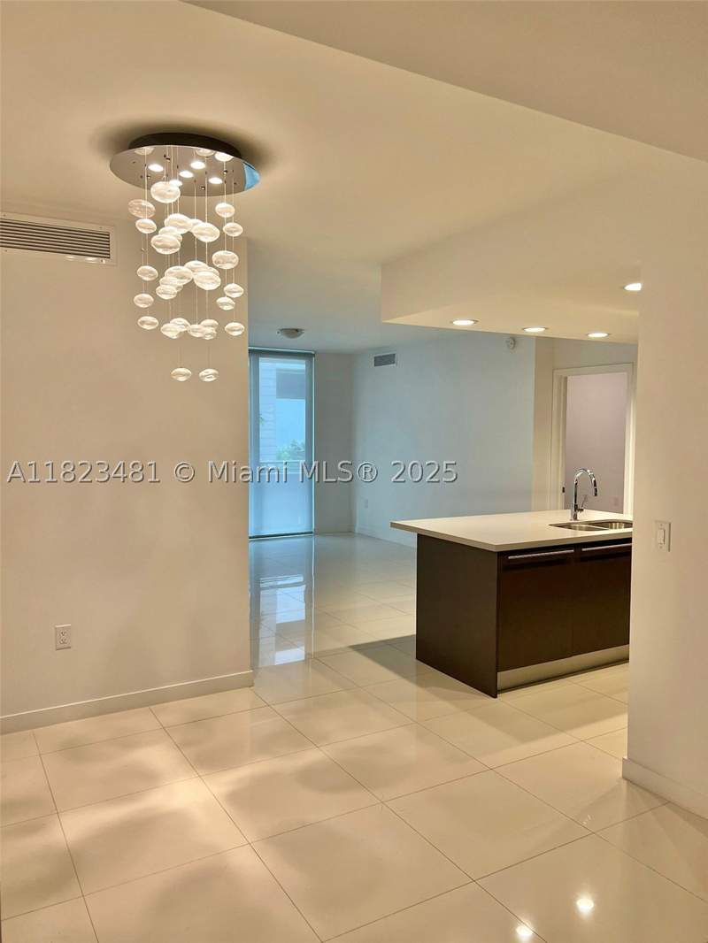3 bedroom Condominium at 7661 NW 107th Ave 207, Grand Bay Commons South, Doral — photo 4