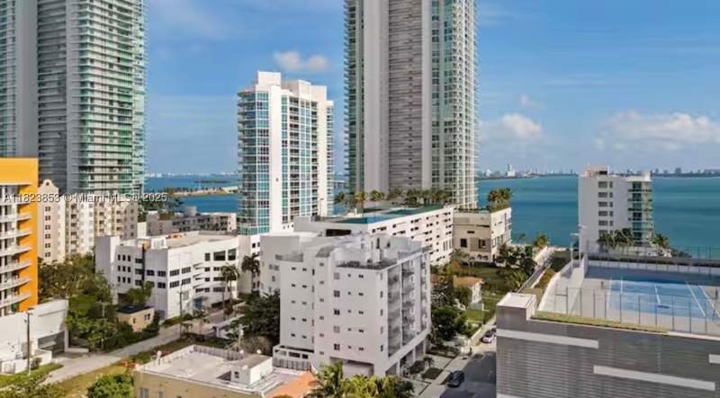 2 bedroom Condominium at 481 NE 29th St 706, Emilia Condo, Miami — photo 2