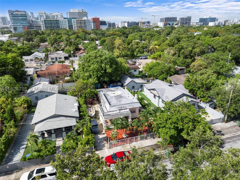 3 bedroom SingleFamilyResidence at 50 NW 34th Ter, Wynd Wood Park, Miami — photo 2