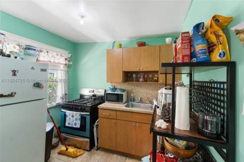50 NW 34th Ter, Miami FL - photo 24 of 28