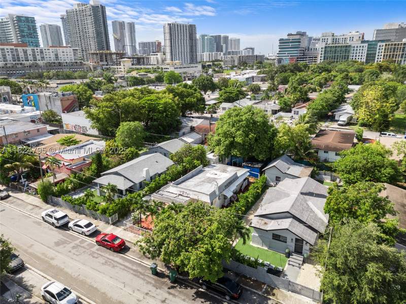 3 bedroom SingleFamilyResidence at 50 NW 34th Ter, Wynd Wood Park, Miami — photo 3