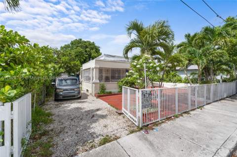 50 NW 34th Ter, Miami FL - photo 9 of 28