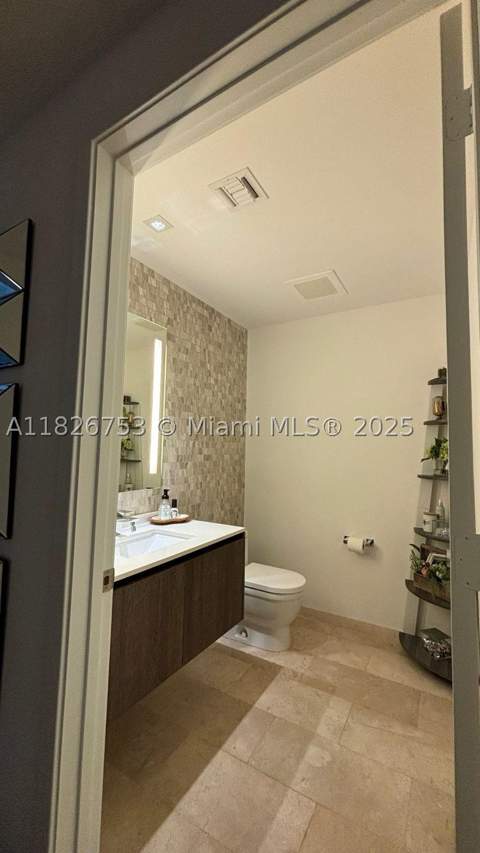 68 SE 6th St 2804, Miami FL - photo 10 of 41