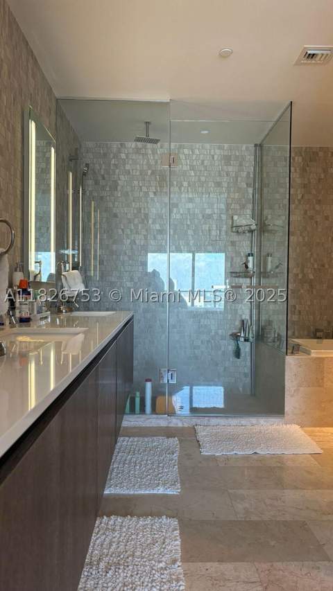 68 SE 6th St 2804, Miami FL - photo 16 of 41