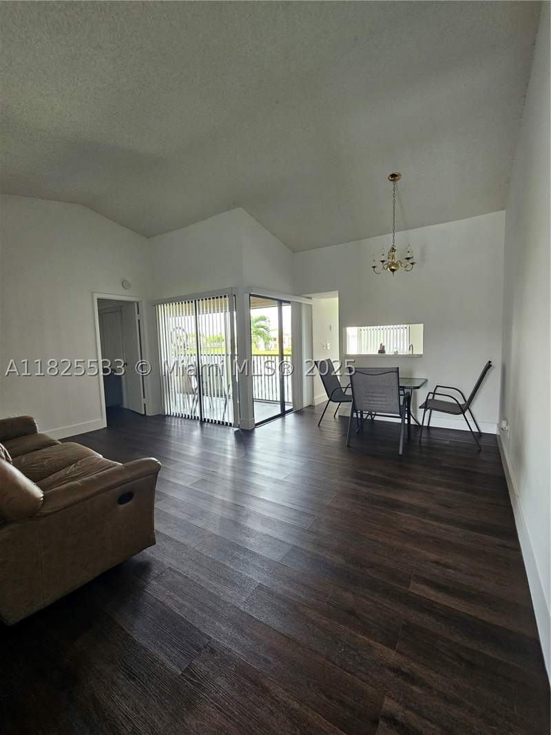 2 bedroom Condominium at 1002 Adams Ave 1002E, Lakeshore Condo #2, Homestead — photo 2