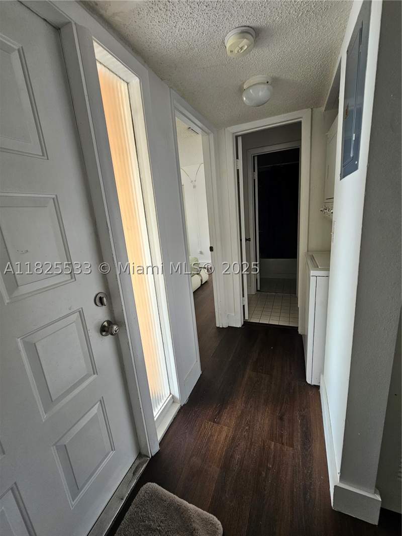 2 bedroom Condominium at 1002 Adams Ave 1002E, Lakeshore Condo #2, Homestead — photo 3