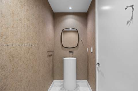 10203 Collins Ave 1603, Bal Harbour FL - photo 19 of 33
