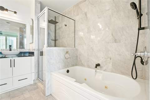 31 SE 5th St 4021, Miami FL - photo 12 of 25