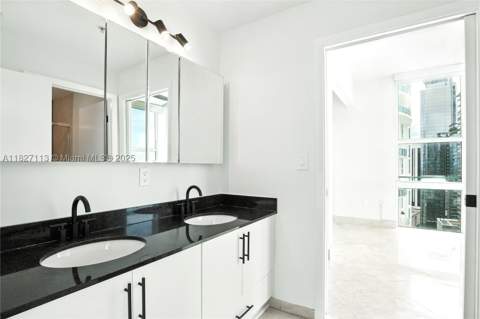 31 SE 5th St 4021, Miami FL - photo 18 of 25