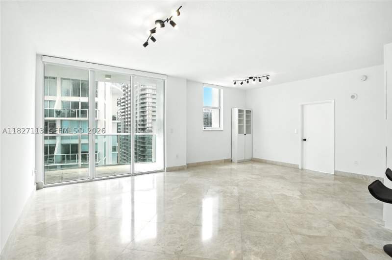 3 bedroom Condominium at 31 SE 5th St 4021, Brickell On The River N T, Miami — photo 5