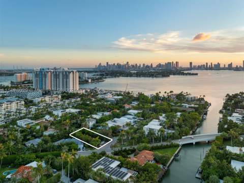 2121 Regatta Ave, Miami Beach FL - photo 7 of 15