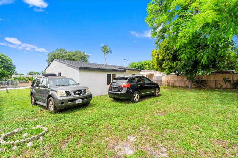 3 bedroom SingleFamilyResidence at 2941 NW 151st Terrace, Guava Grove Estates, Opa Locka — photo 4
